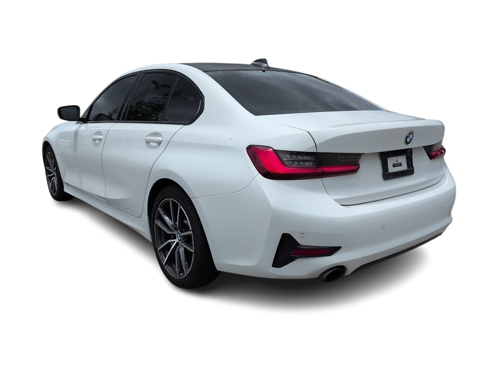 Thumbnail: 2019 BMW 3 Series - 4