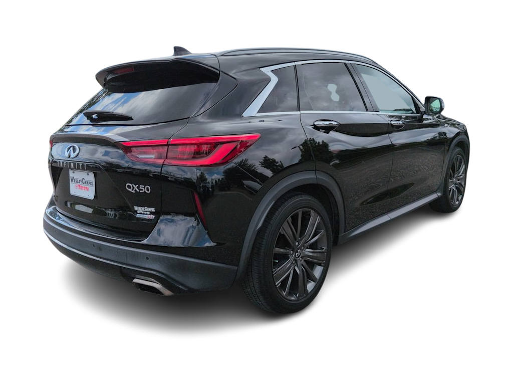 Thumbnail: 2020 INFINITI QX50 - 17