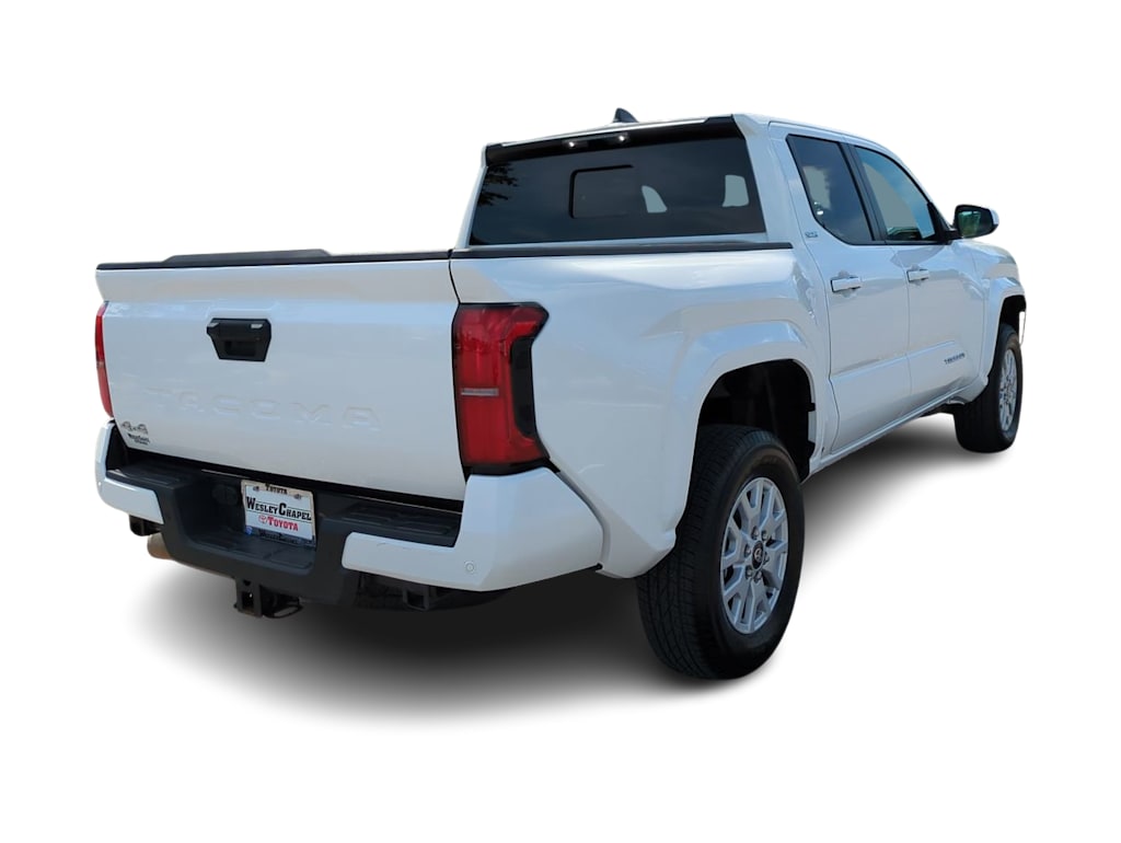 Thumbnail: 2024 Toyota Tacoma - 18