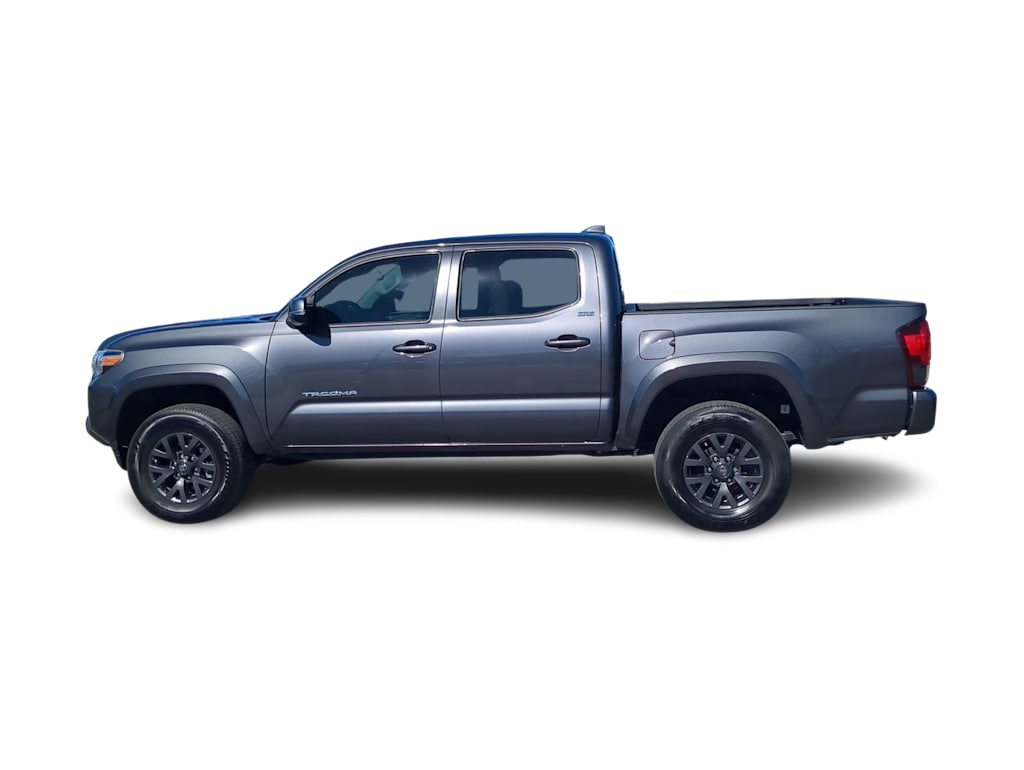 2023 Toyota Tacoma SR5 3