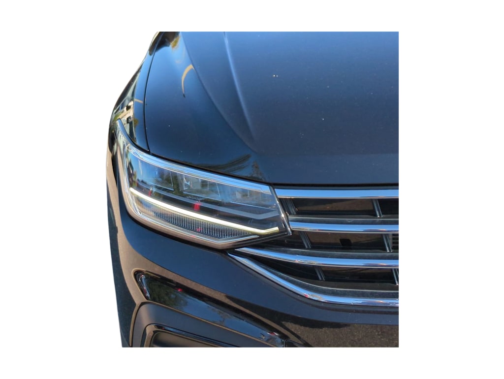 Thumbnail: 2022 Volkswagen Tiguan - 19