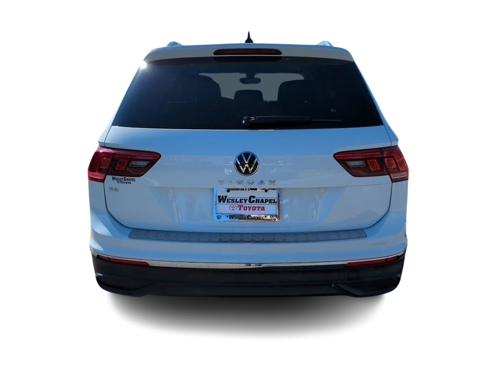 Thumbnail: 2022 Volkswagen Tiguan - 5