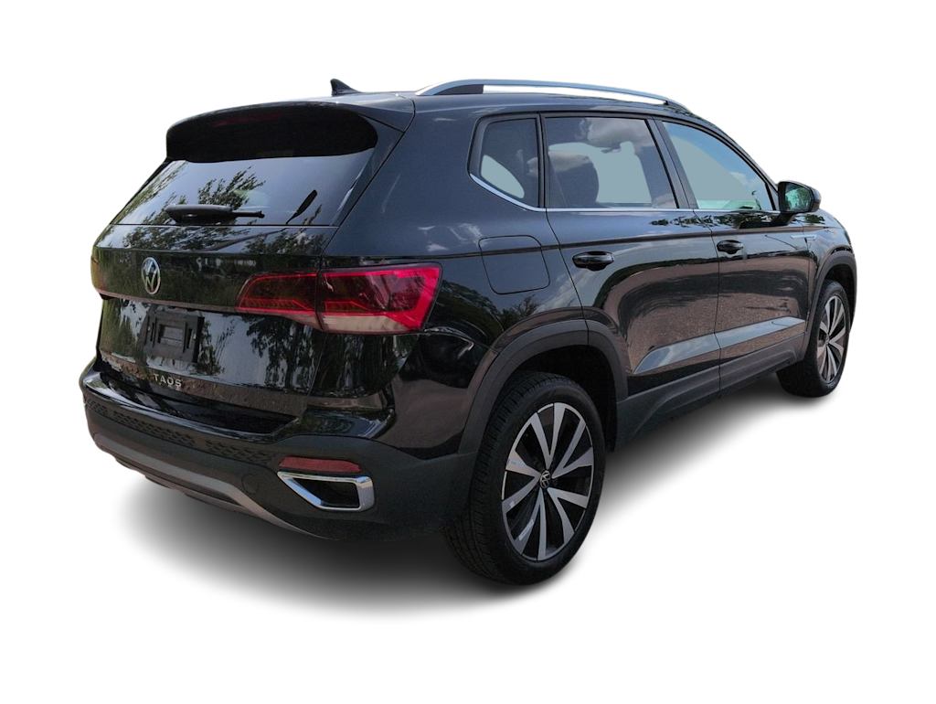 Thumbnail: 2024 Volkswagen Taos - 18