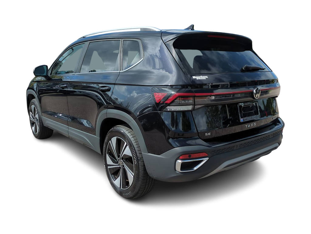 Thumbnail: 2025 Volkswagen Taos - 4