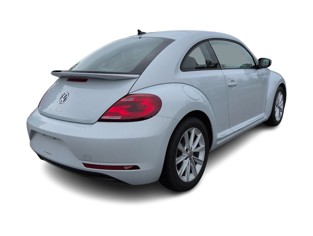 Thumbnail: 2018 Volkswagen Beetle - 16