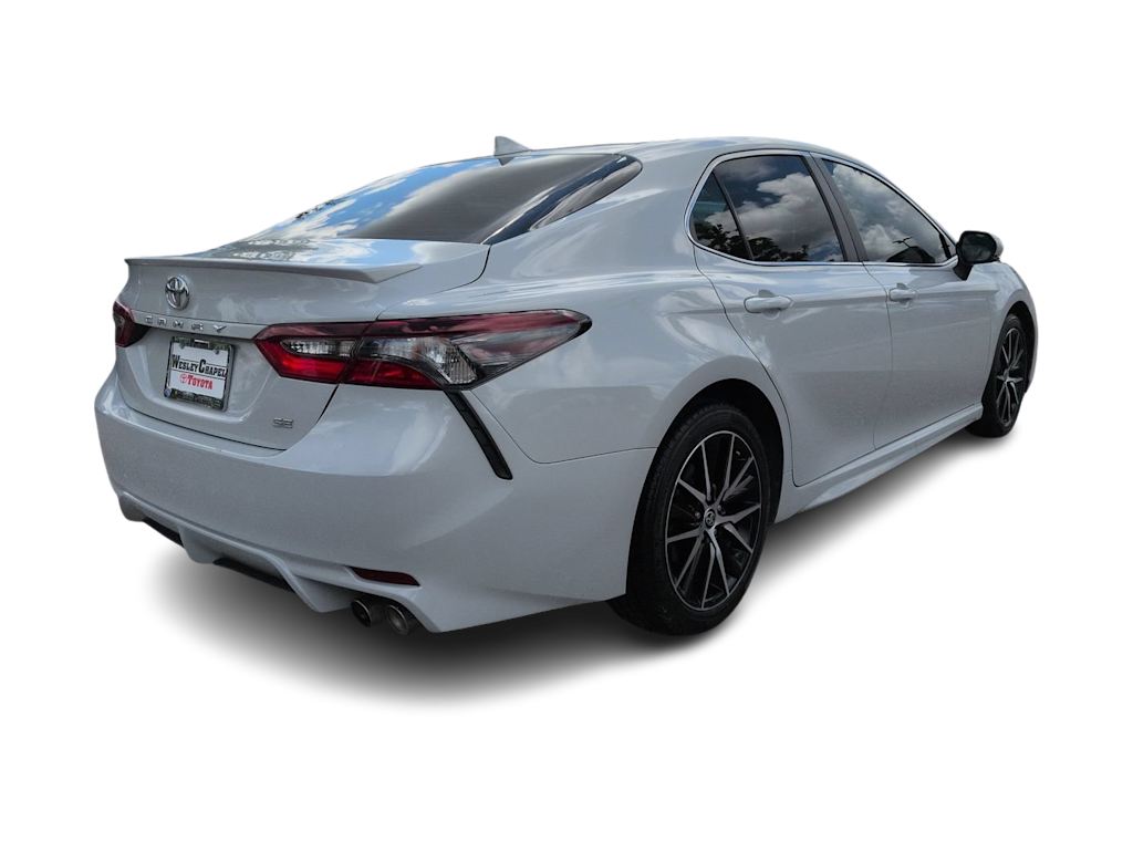Thumbnail: 2024 Toyota Camry - 16
