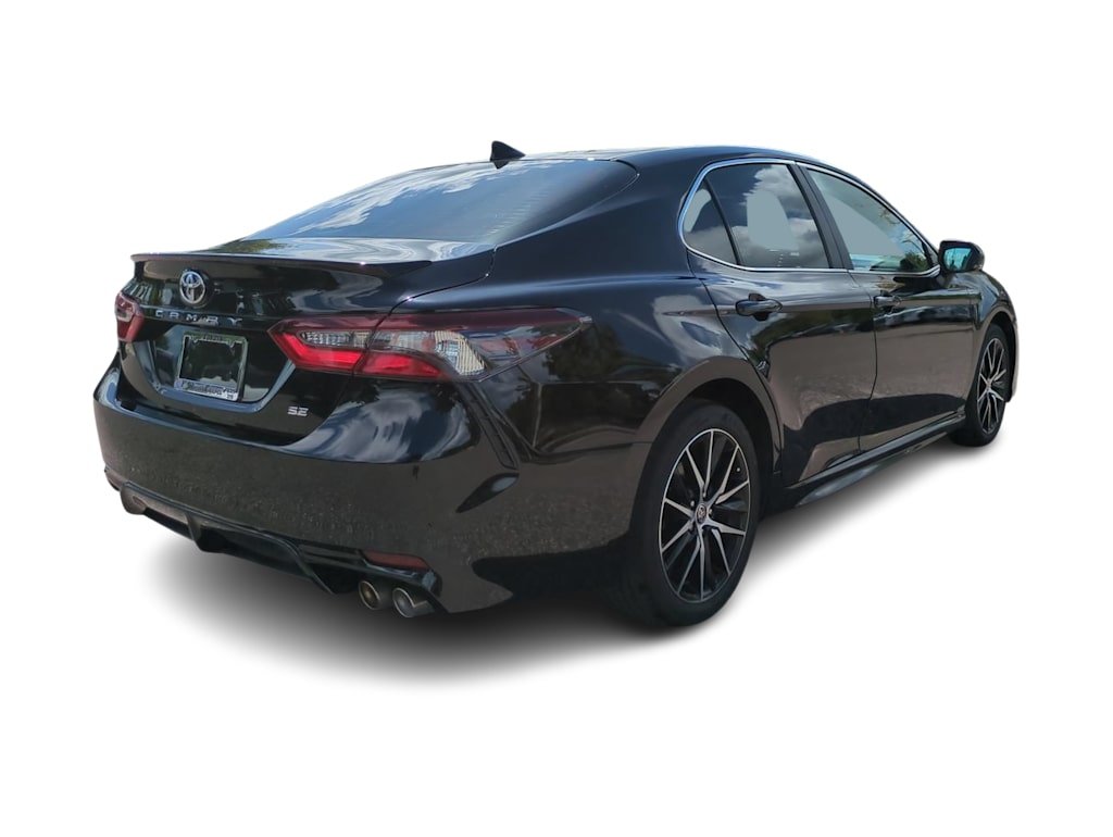 Thumbnail: 2024 Toyota Camry - 17