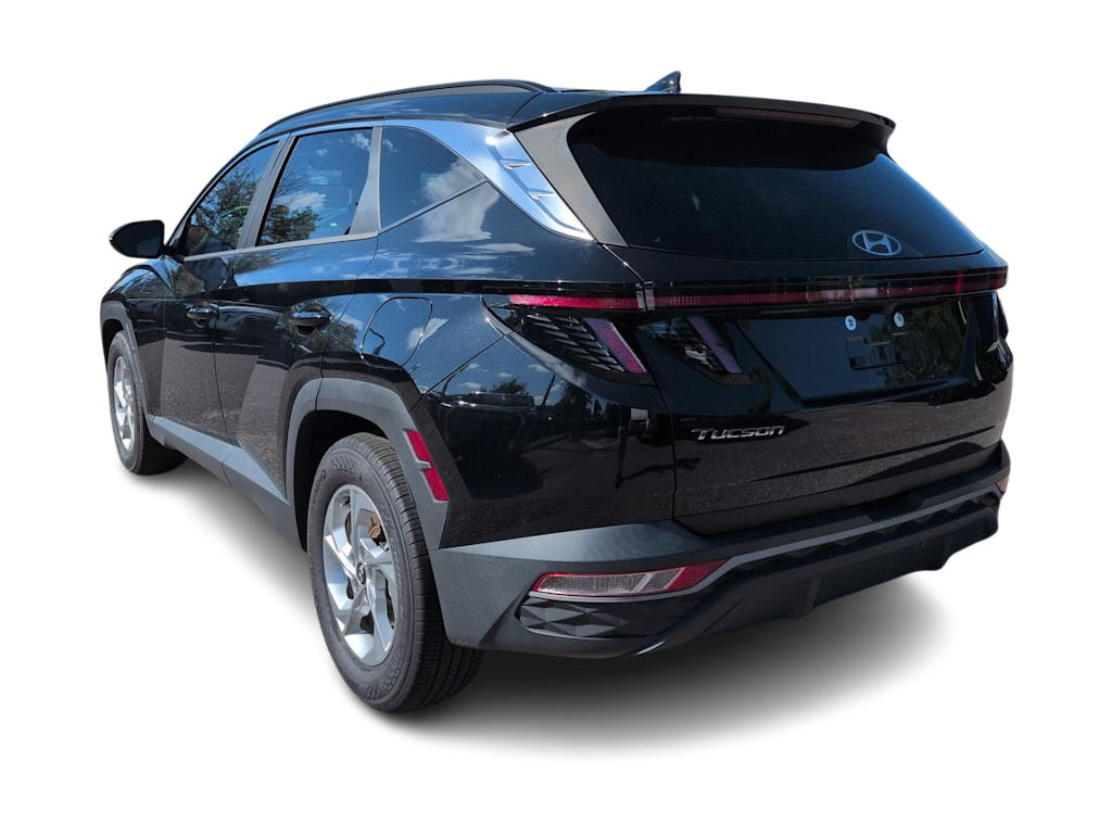 Thumbnail: 2022 Hyundai Tucson - 4