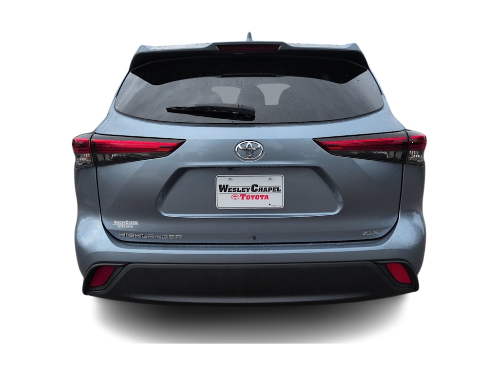 Thumbnail: 2022 Toyota Highlander - 5
