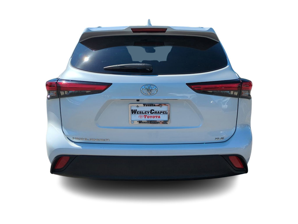 Thumbnail: 2023 Toyota Highlander - 5