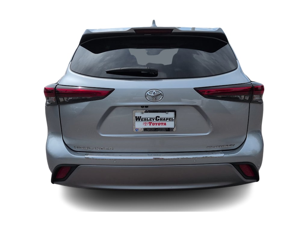 Thumbnail: 2023 Toyota Highlander - 5