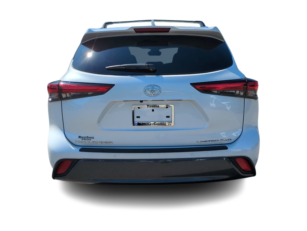 Thumbnail: 2023 Toyota Highlander - 5