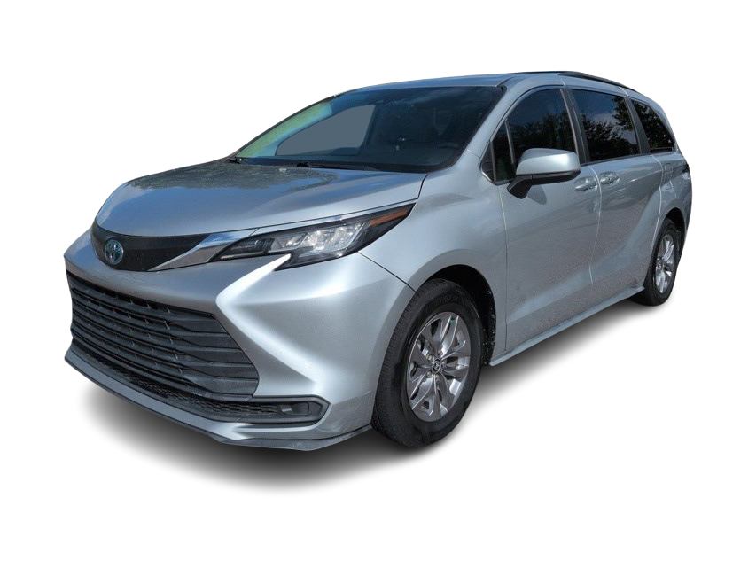 Thumbnail: 2022 Toyota Sienna - 3