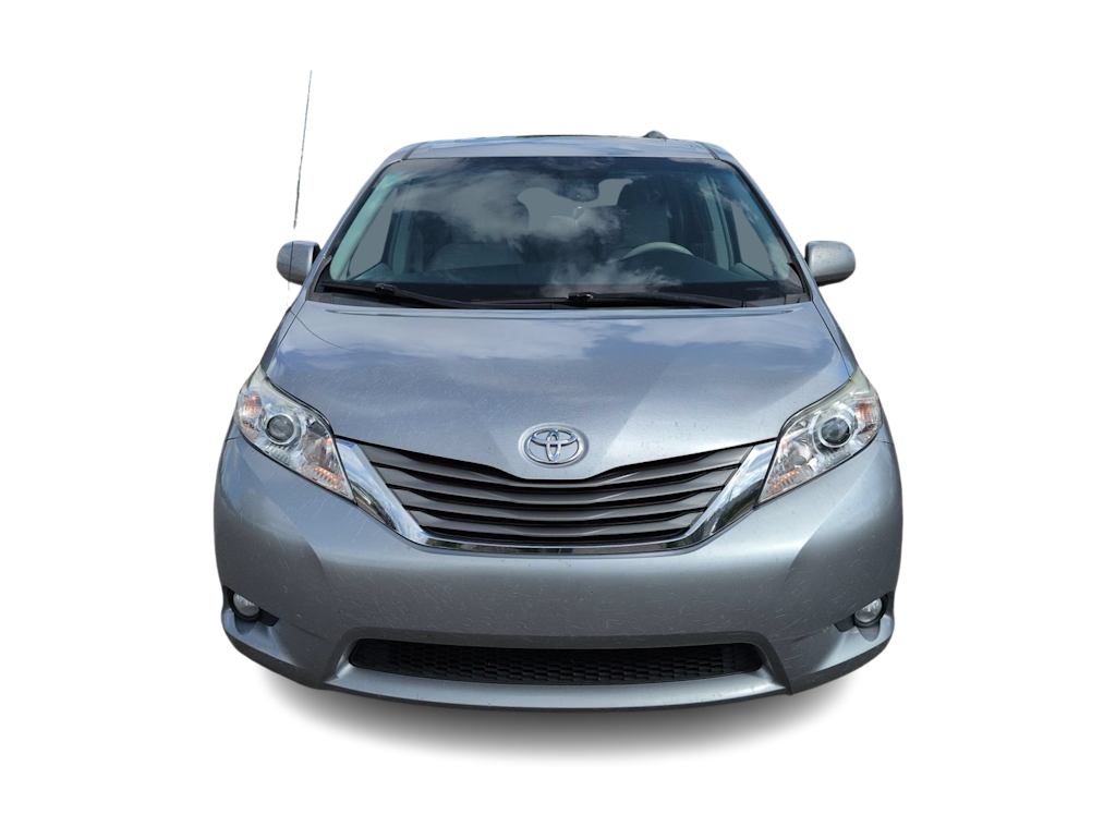 Thumbnail: 2012 Toyota Sienna - 6