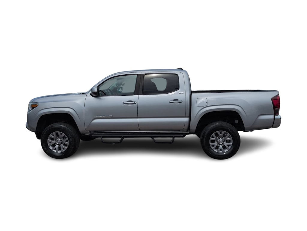 Thumbnail: 2020 Toyota Tacoma - 3
