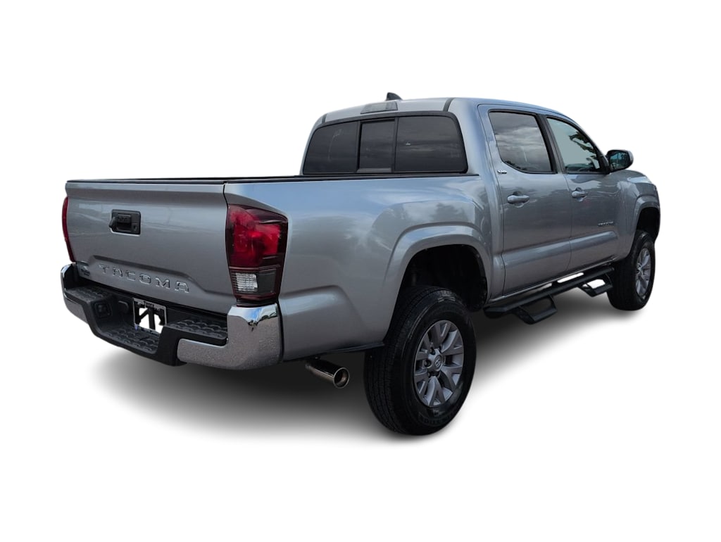 Thumbnail: 2020 Toyota Tacoma - 16