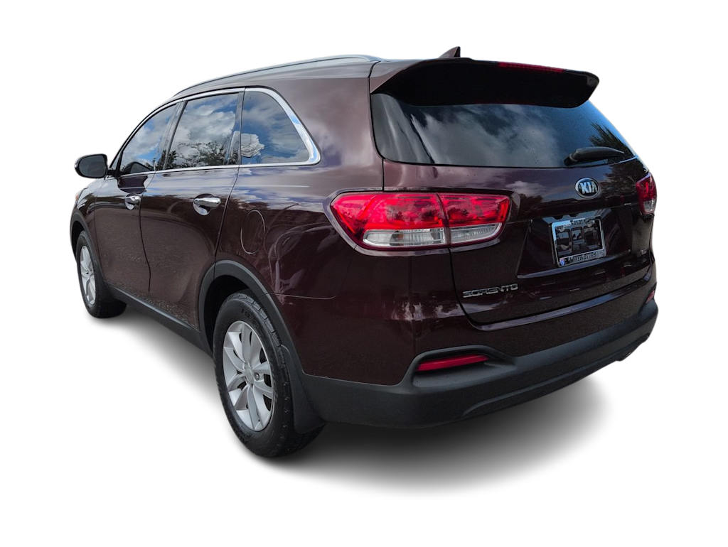 Thumbnail: 2018 Kia Sorento - 4