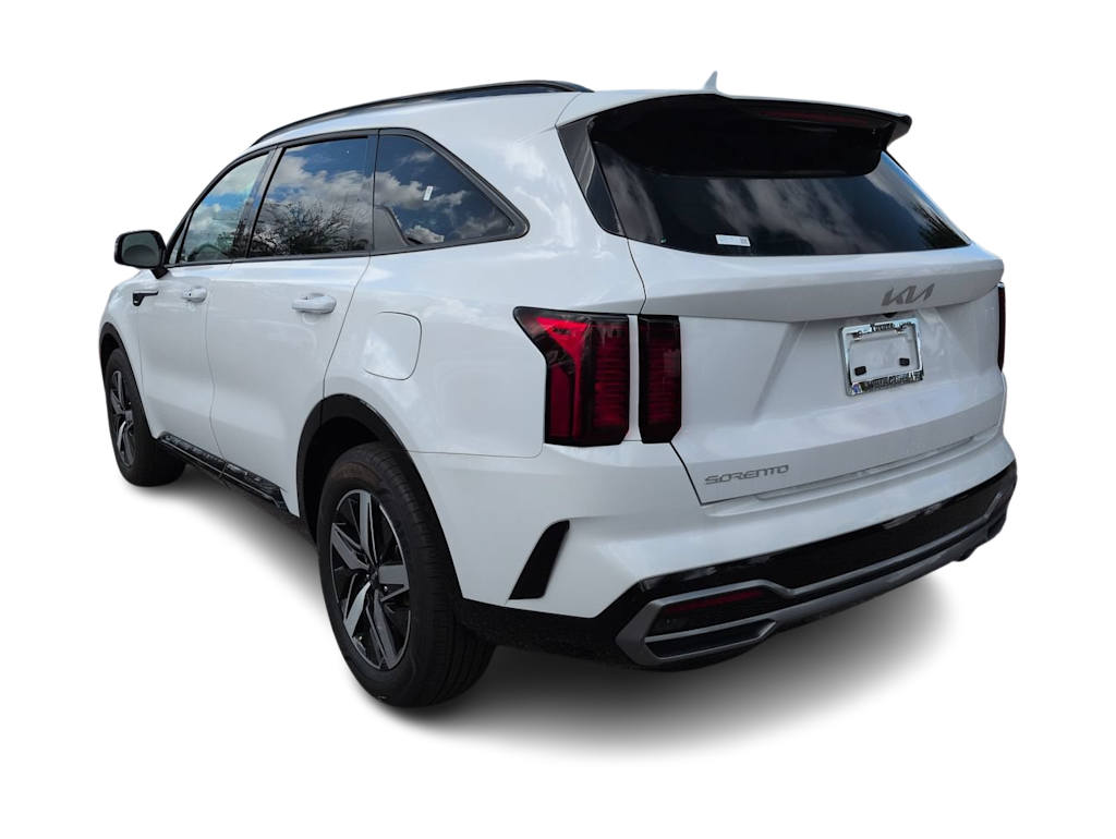 Thumbnail: 2023 Kia Sorento - 4