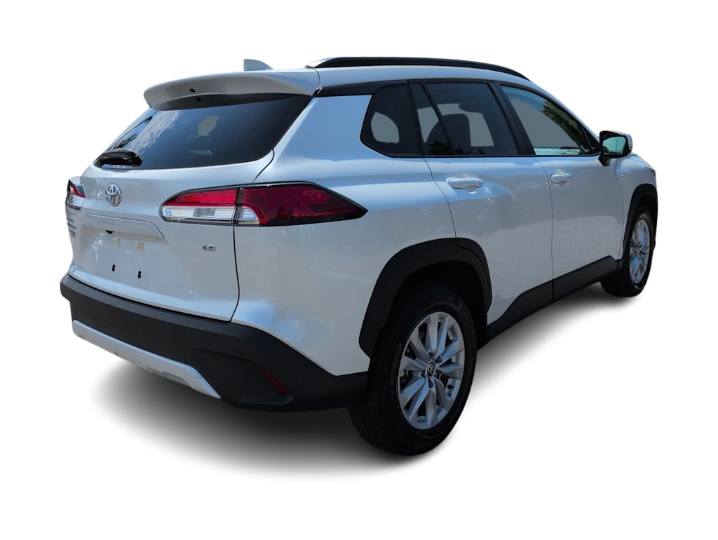 Thumbnail: 2023 Toyota Corolla Cross - 17