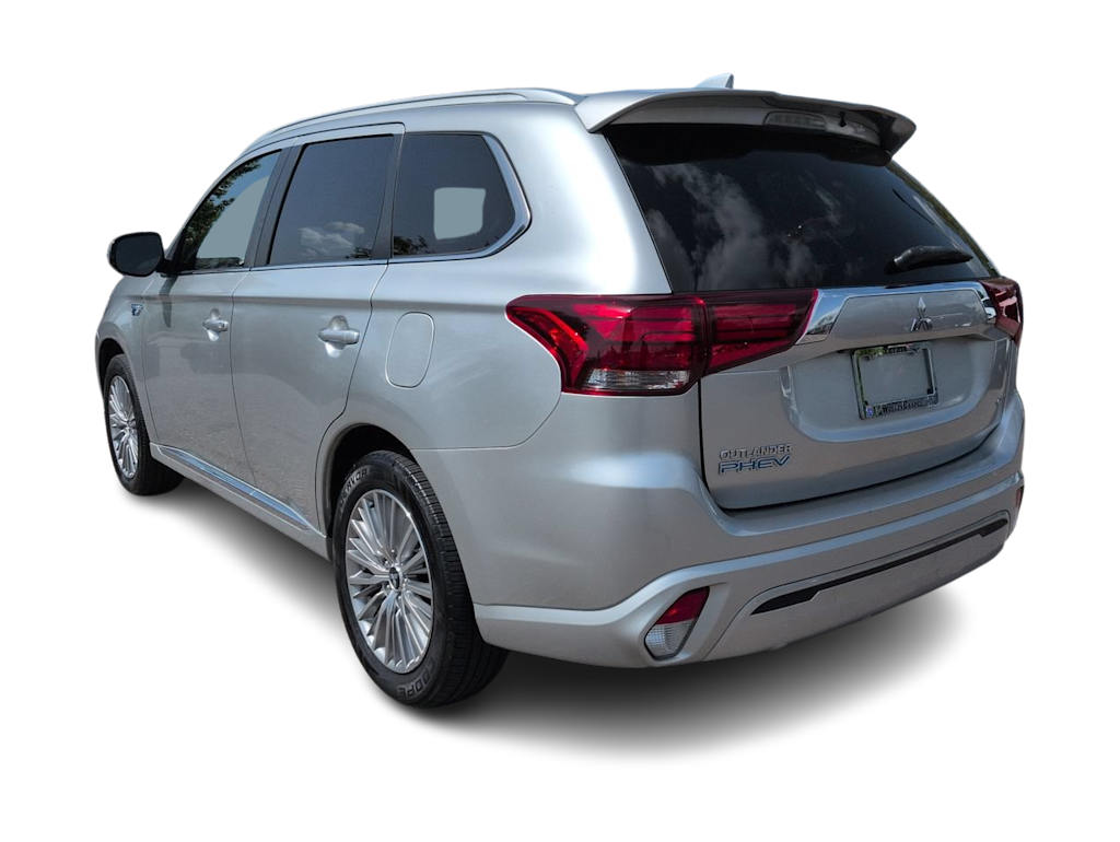 Thumbnail: 2020 Mitsubishi Outlander - 4