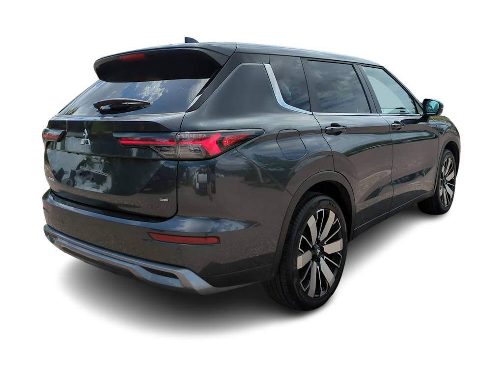 Thumbnail: 2025 Mitsubishi Outlander - 18