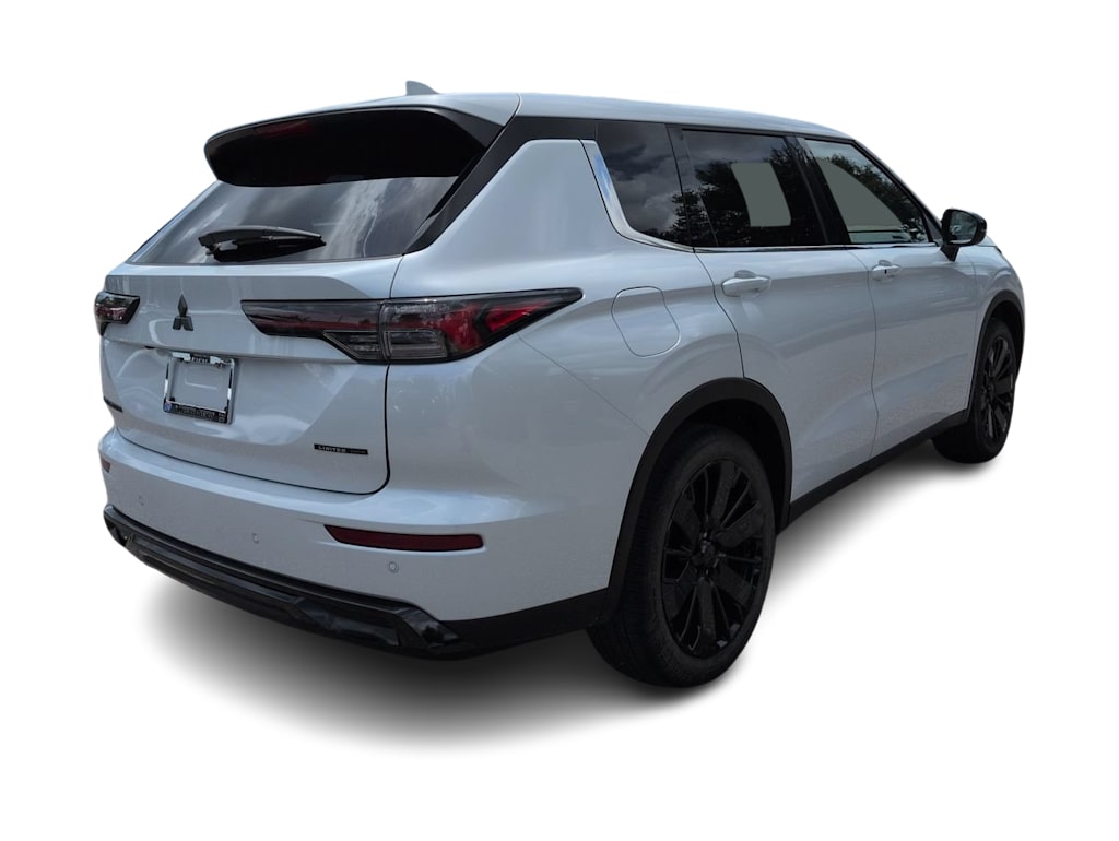Thumbnail: 2026 Mitsubishi Outlander - 18