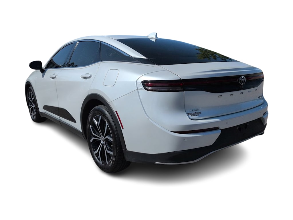 Thumbnail: 2023 Toyota Crown - 4