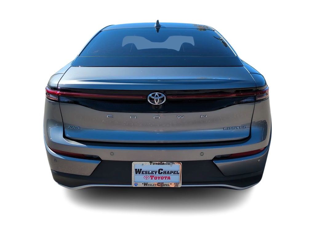 Thumbnail: 2023 Toyota Crown - 5