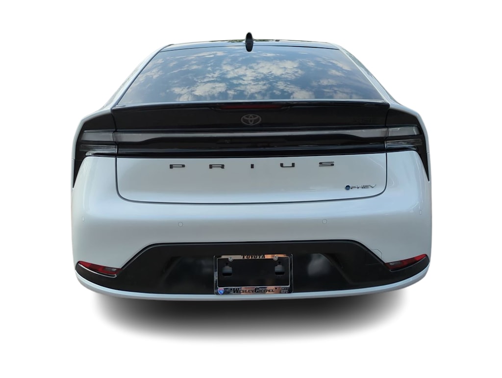 Thumbnail: 2026 Toyota Prius v - 5