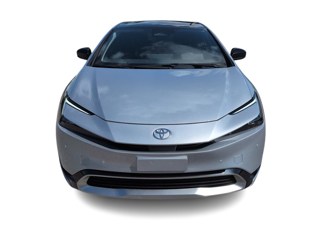 Thumbnail: 2026 Toyota Prius v - 18