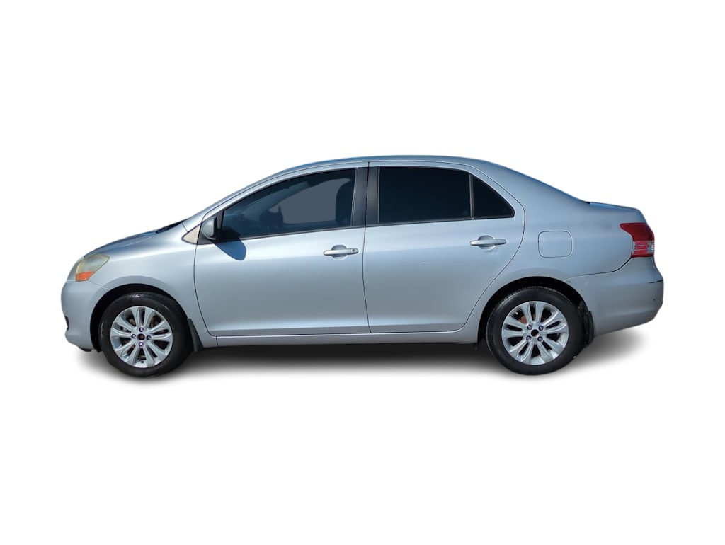 Thumbnail: 2009 Toyota Yaris - 3