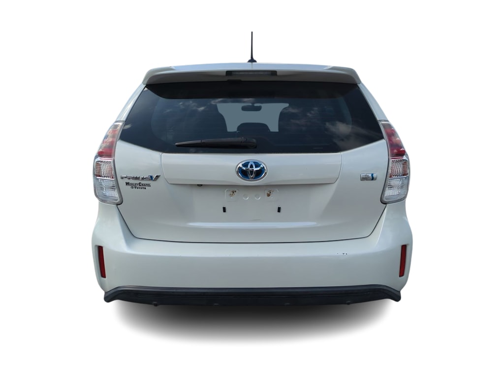 Thumbnail: 2015 Toyota Prius v - 5