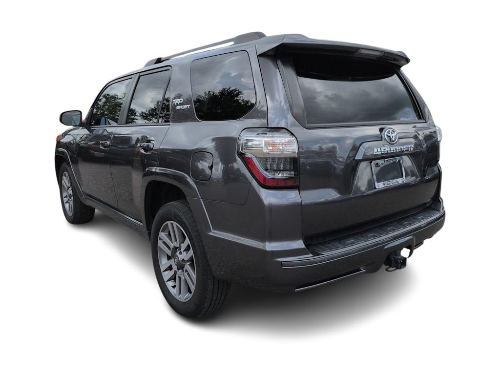 Thumbnail: 2022 Toyota 4Runner - 4