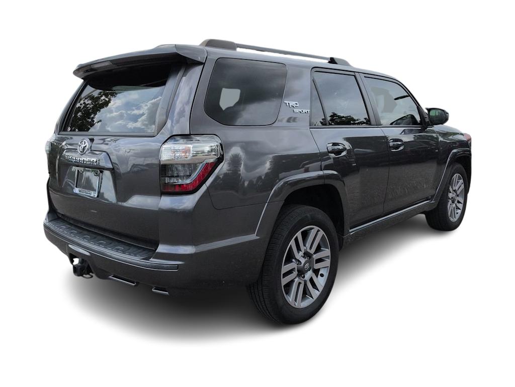 Thumbnail: 2022 Toyota 4Runner - 15