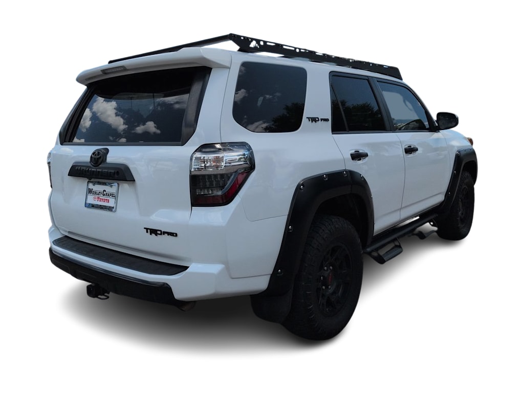 Thumbnail: 2018 Toyota 4Runner - 16