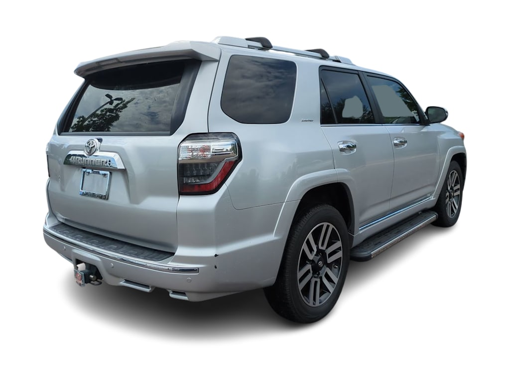 Thumbnail: 2021 Toyota 4Runner - 17