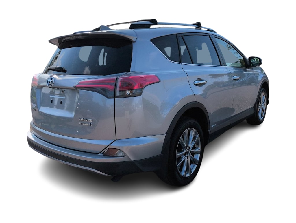 Thumbnail: 2018 Toyota RAV4 - 17