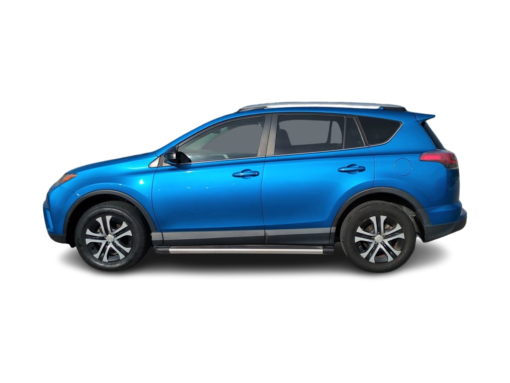 Thumbnail: 2018 Toyota RAV4 - 3