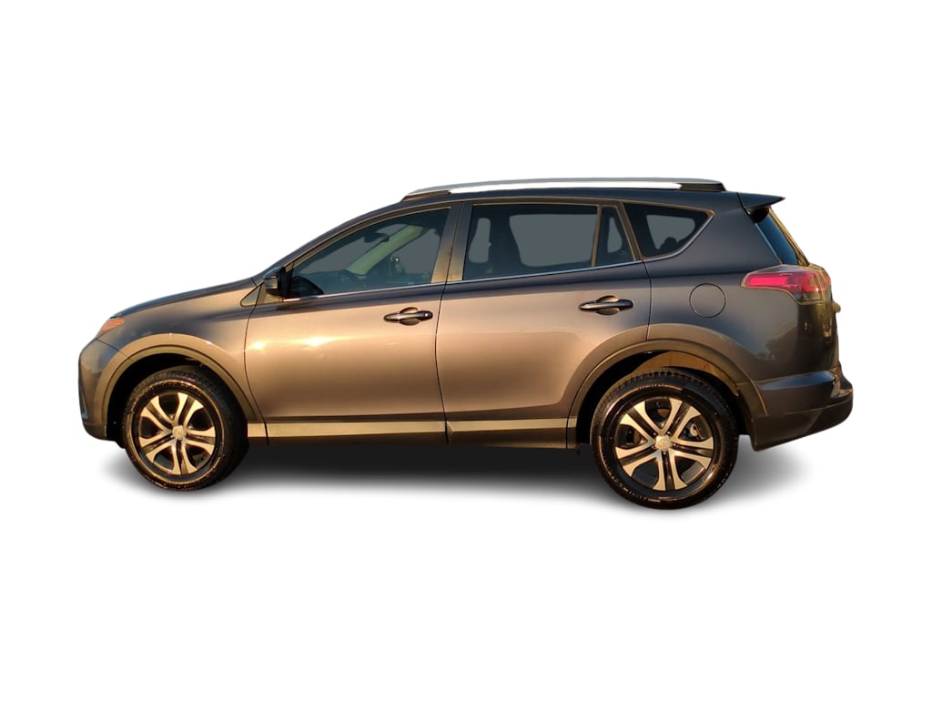 Thumbnail: 2016 Toyota RAV4 - 3