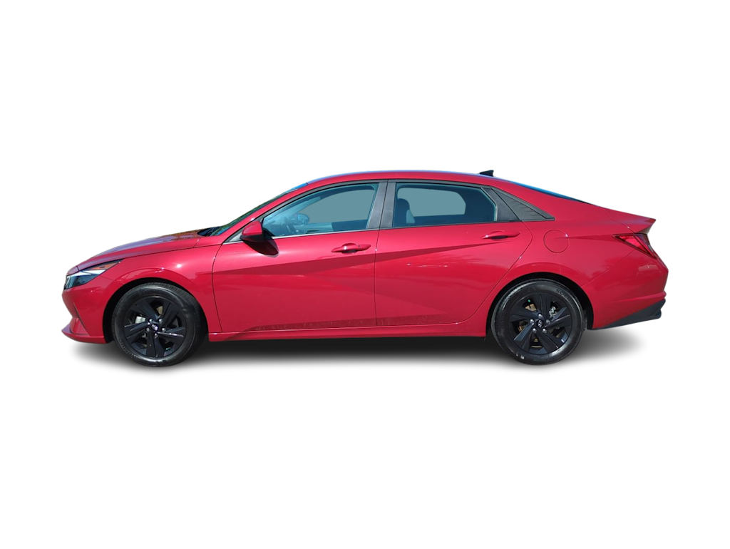 Thumbnail: 2022 Hyundai Elantra - 3