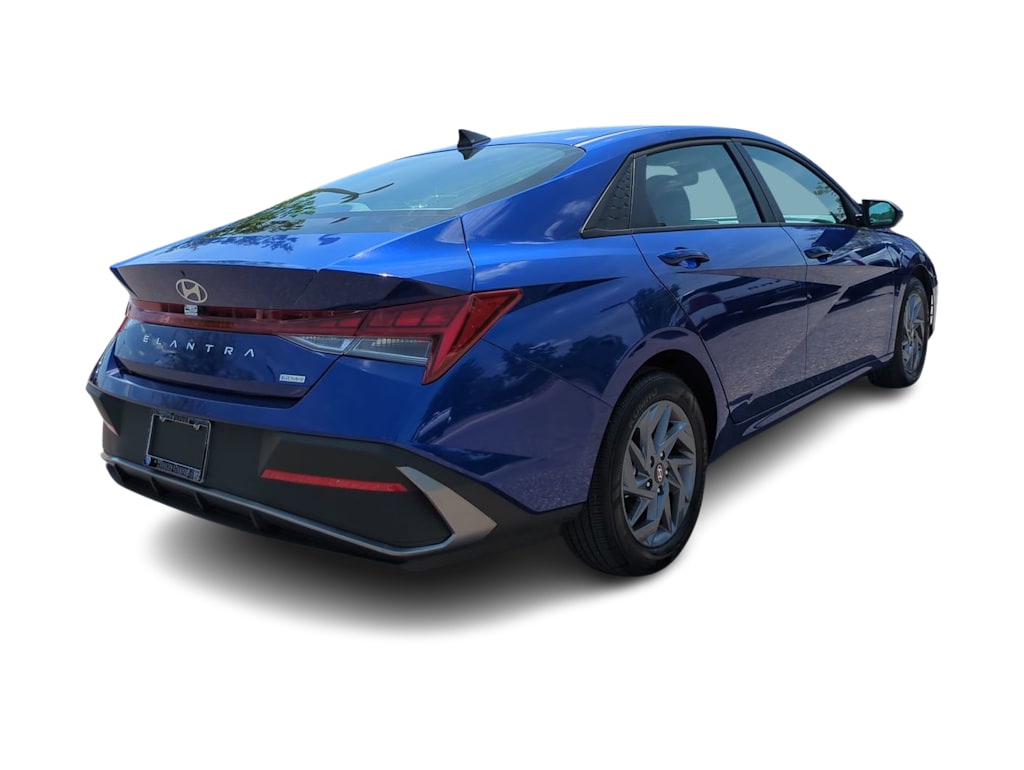 Thumbnail: 2026 Hyundai Elantra - 17