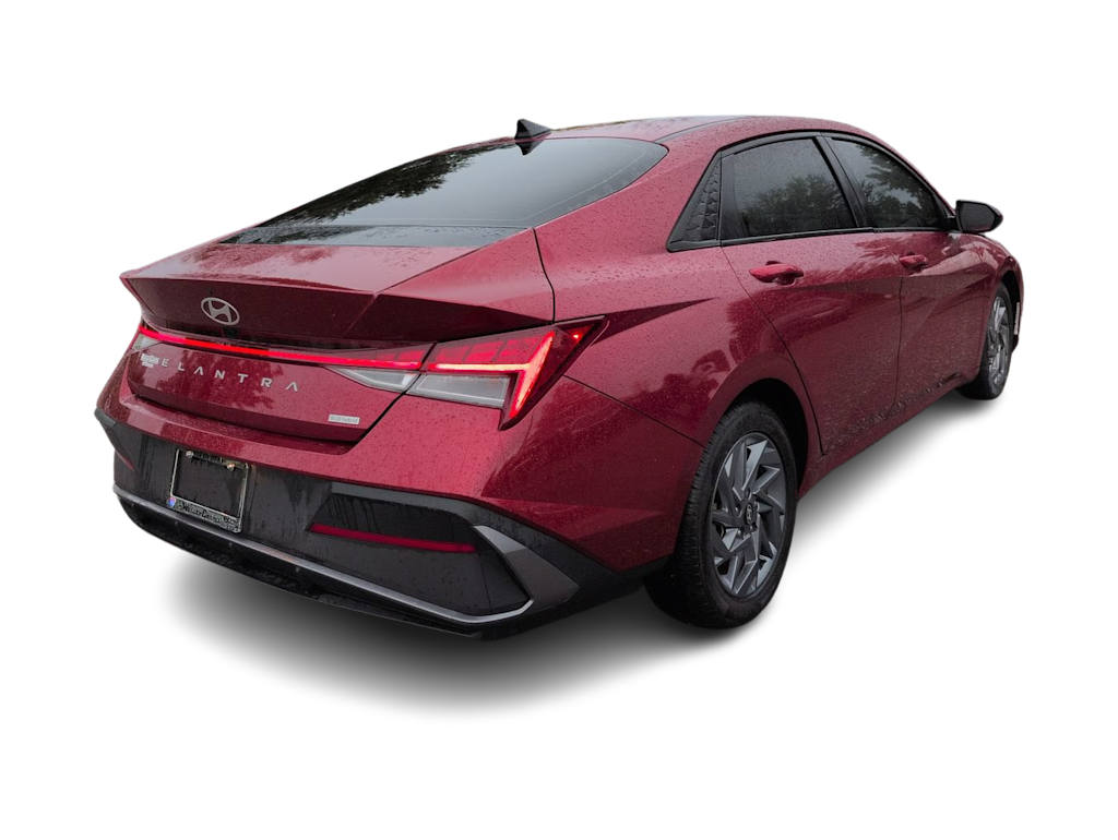 Thumbnail: 2024 Hyundai Elantra - 16