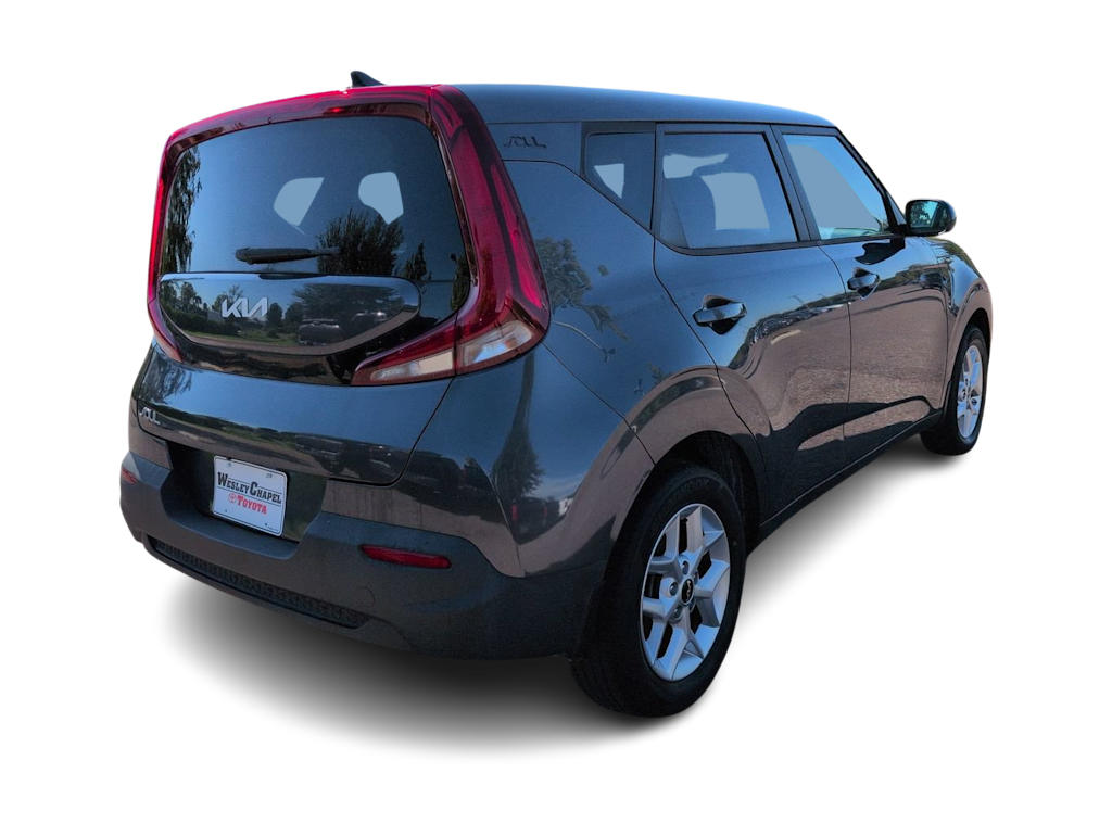 Thumbnail: 2022 Kia Soul - 17