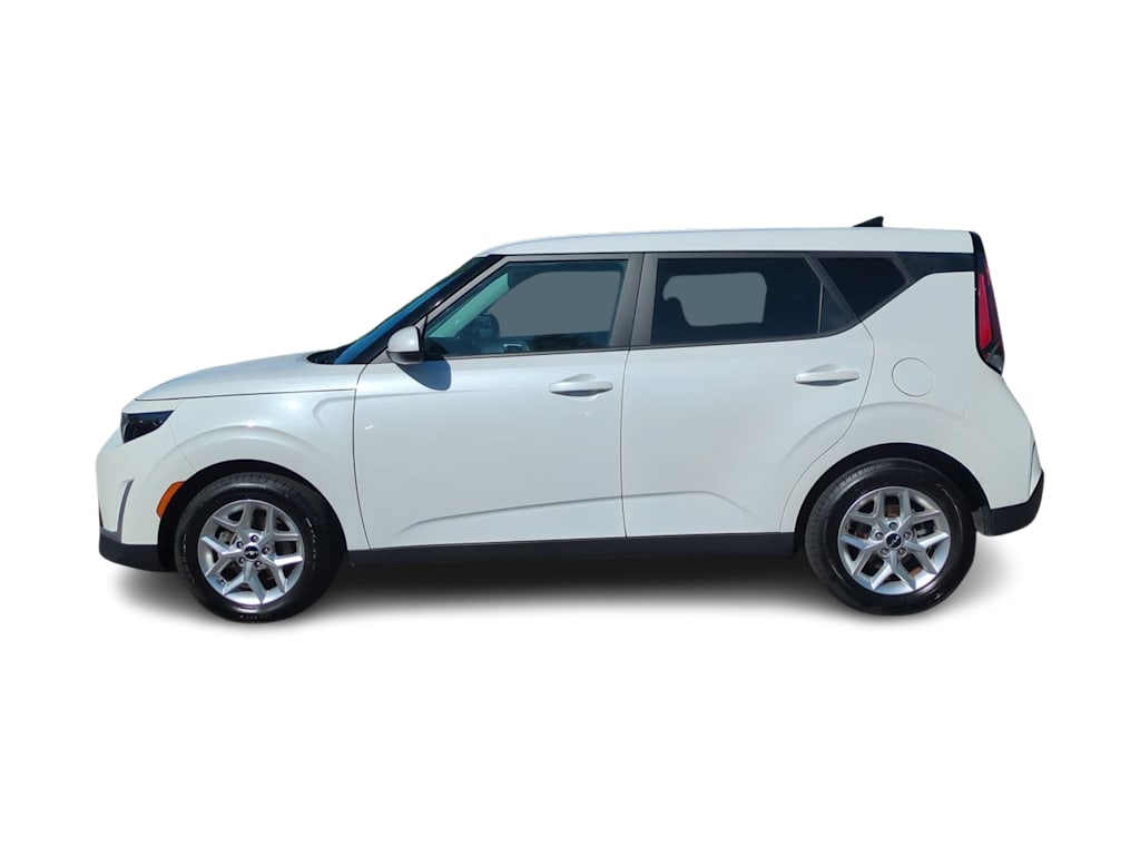 Thumbnail: 2024 Kia Soul - 3