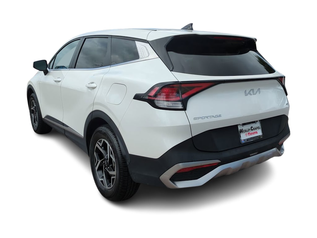 Thumbnail: 2023 Kia Sportage - 4
