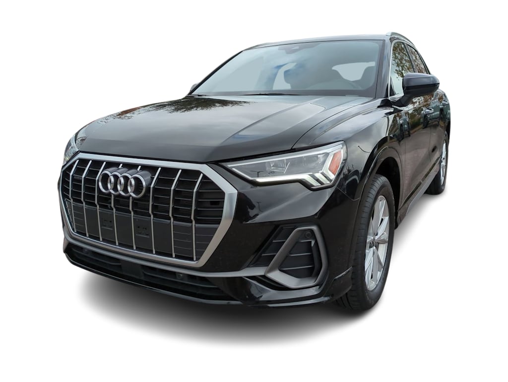 Thumbnail: 2025 Audi Q3 - 16