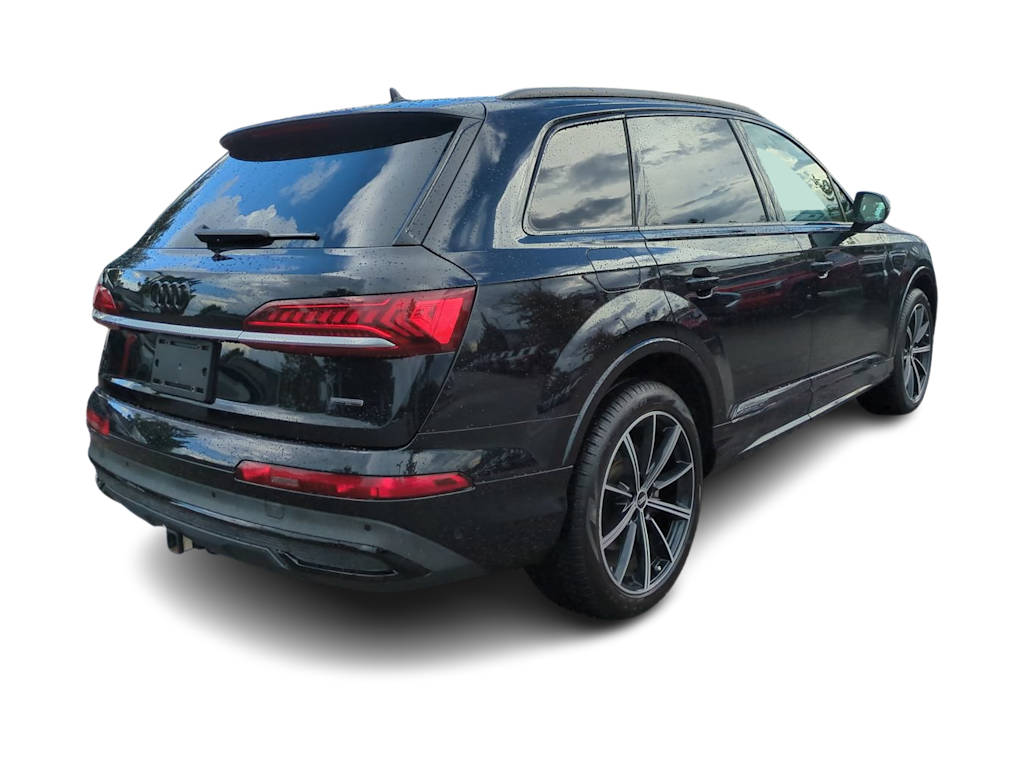Thumbnail: 2021 Audi Q7 - 17