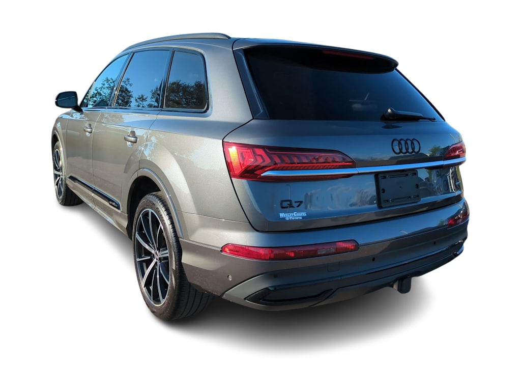 Thumbnail: 2021 Audi Q7 - 4