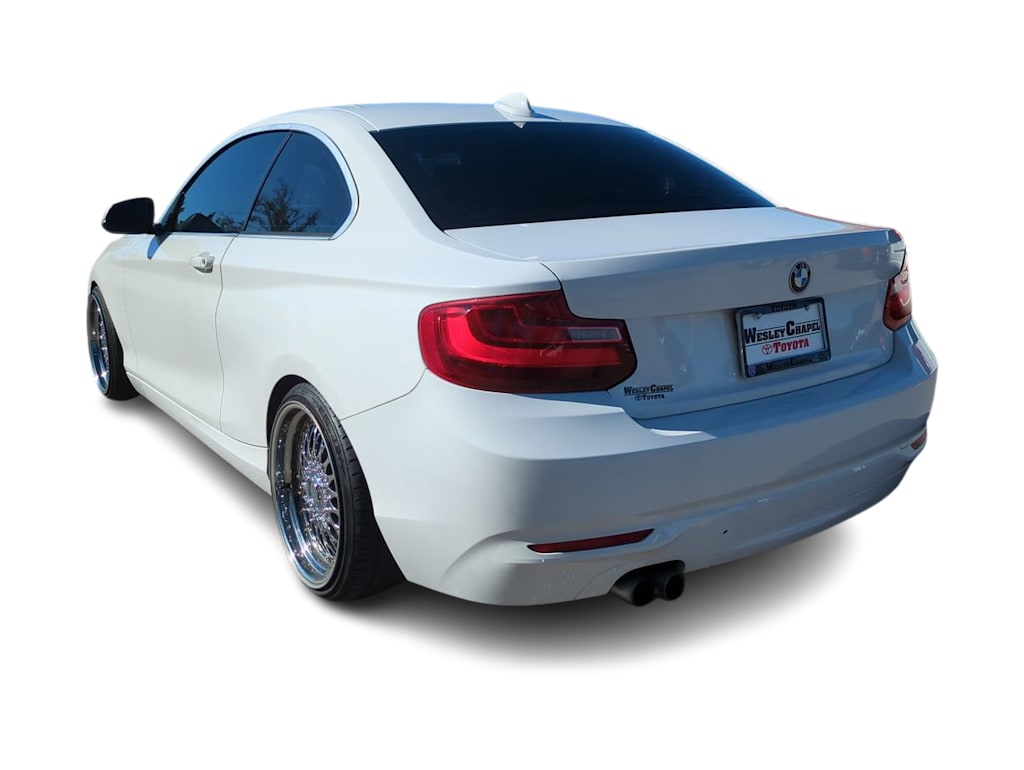 Thumbnail: 2015 BMW 2 Series - 4