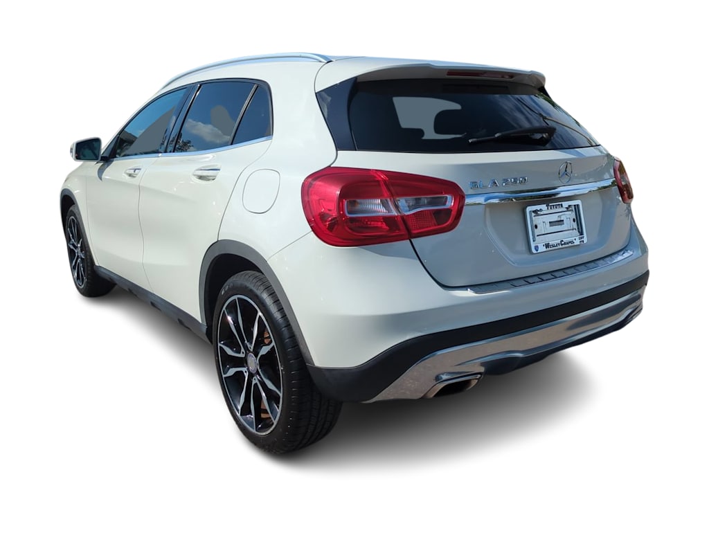 Thumbnail: 2016 Mercedes-Benz GLA - 4